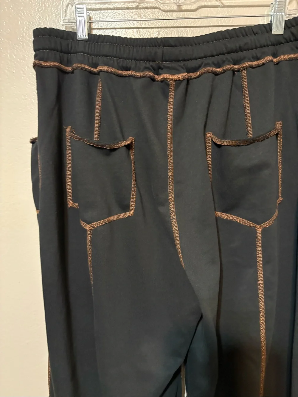 Women’s Black Sweat/lounge pants with Contrast Stitching Size 2XL - Picture 8 of 16